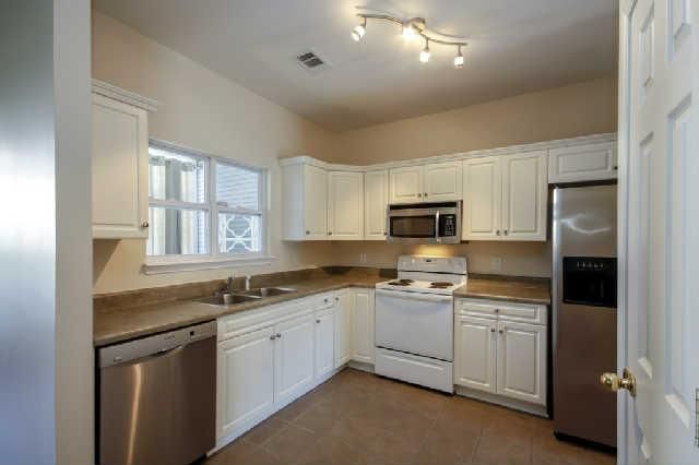 321 Normandy Cir #321, Nashville, TN 37209
