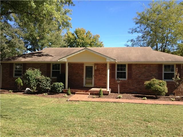 8718 Hooper St, Murfreesboro, TN 37129