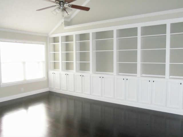 1450 Westview Dr, Murfreesboro, TN 37128