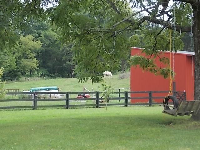 1450 Big Bartons Creek, Dickson, TN 37055