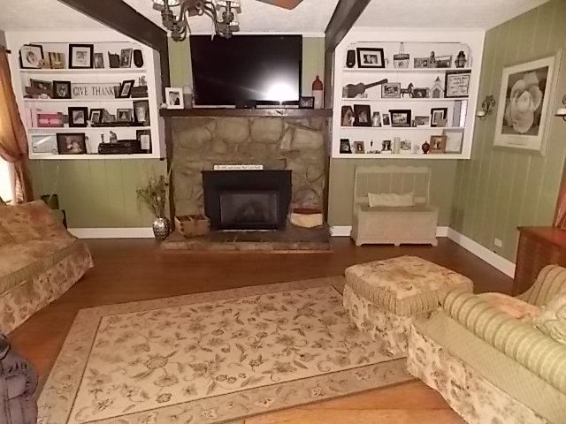 1450 Big Bartons Creek, Dickson, TN 37055