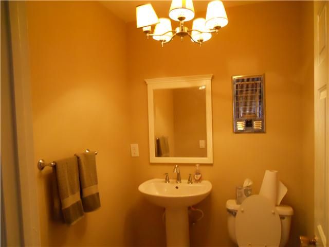 3222 Moorewood Dr, Nashville, TN 37207