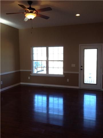 138 Thacker Dr, Portland, TN 37148
