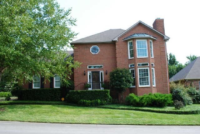 7428 River Bend Cir, Nashville, TN 37221