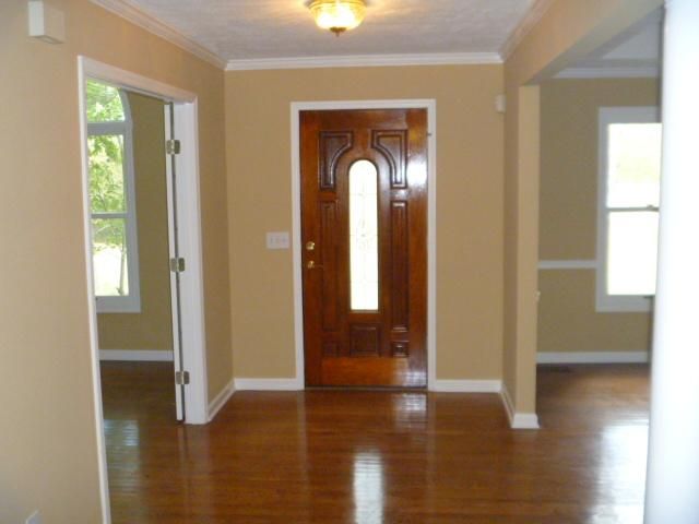 9883 Franklin Rd, Murfreesboro, TN 37128