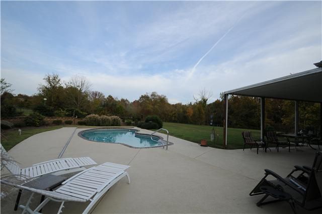 108 Karen Dr, Mount Juliet, TN 37122