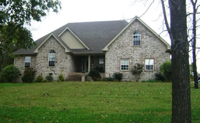 836 Holt Rd, Lebanon, TN 37087