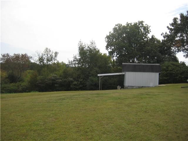 7916 Daugherty Capley Rd, Primm Springs, TN 38476