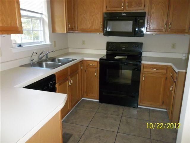 418 Britt Ln, La Vergne, TN 37086