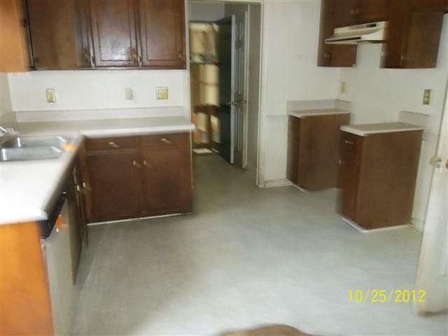 4904 Cloverhill Dr, Murfreesboro, TN 37128