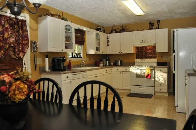 2819 Henderson Ln, Murfreesboro, TN 37130