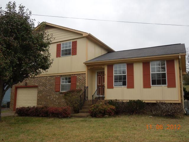 5112 Lana Renee Ct, Hermitage, TN 37076