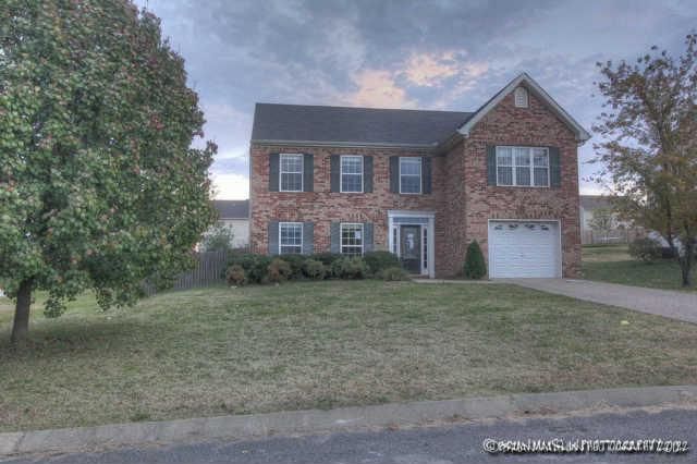 1706 Carlyon Ct, Spring Hill, TN 37174