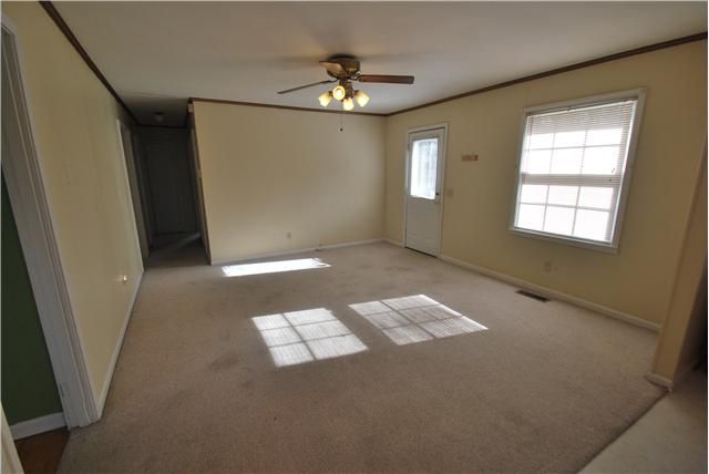 209 Spring St, White House, TN 37188