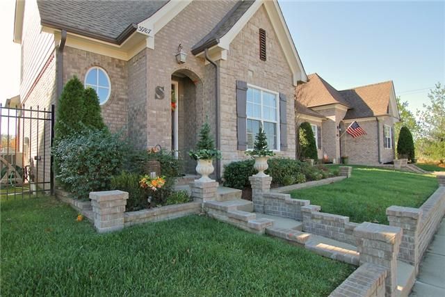 5987 Armadale Dr, Murfreesboro, TN 37128