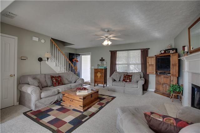 3009 Roscommon Dr, Murfreesboro, TN 37128