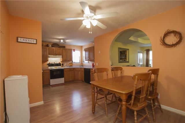 712 Fields Ln, Lebanon, TN 37087