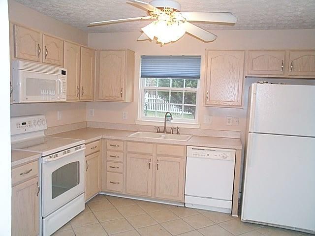 1017 Mallory Ln, Spring Hill, TN 37174
