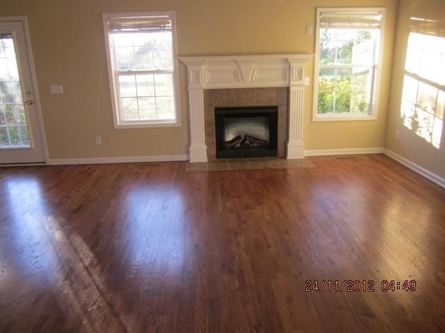 2507 Oak Hill Dr, Murfreesboro, TN 37130