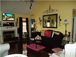1046 Coral Dr, Murfreesboro, TN 37127