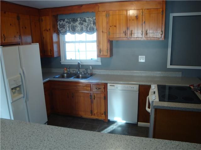 110 Cranwill Dr, Hendersonville, TN 37075