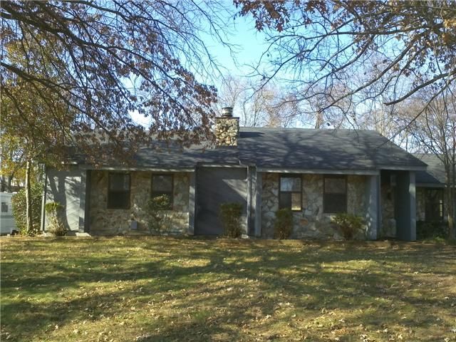 593 Springmont Blvd, Old Hickory, TN 37138