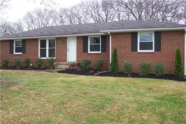 4820 Cascade Dr, Old Hickory, TN 37138