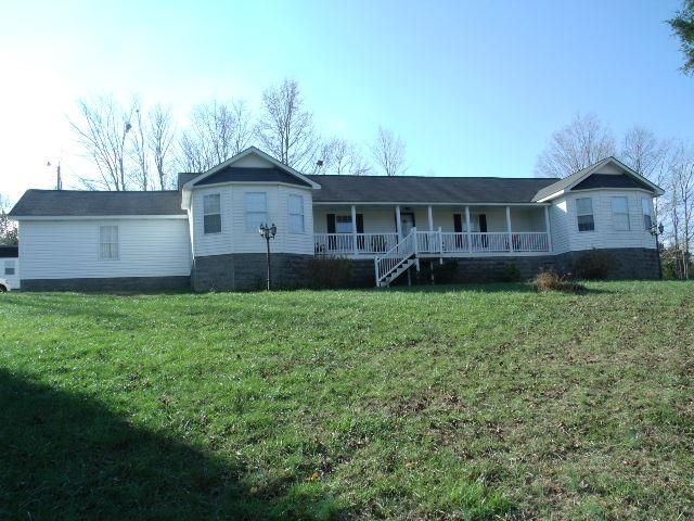 1121 Hillview Ln, Ashland City, TN 37015