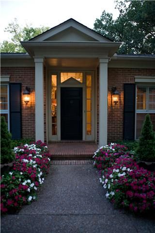 101 Bellevue Dr S, Nashville, TN 37205