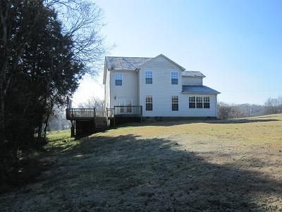 2014 Lakeview Rd, Spring Hill, TN 37174