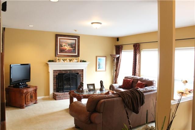 2040 Bratton Place Dr, Franklin, TN 37067