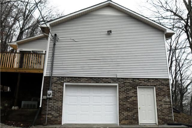4076 Greenfield Bend Rd, Williamsport, TN 38487