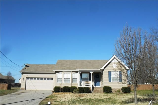 1609 Mary Ct, Columbia, TN 38401