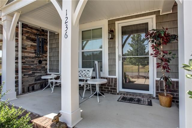 1236 Riverbrook, Hermitage, TN 37076