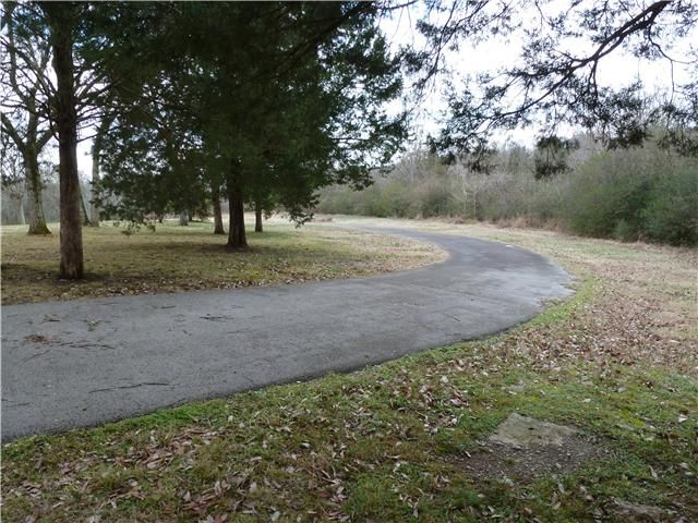880 Tulip Grove Rd, Hermitage, TN 37076