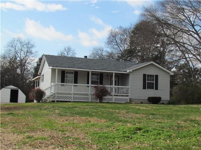 1104 Bayview Dr, Gallatin, TN 37066