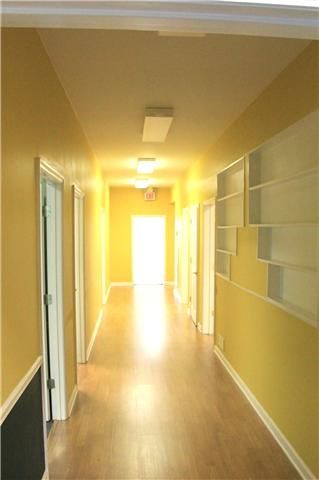200 Seaboard Ln, Franklin, TN 37067