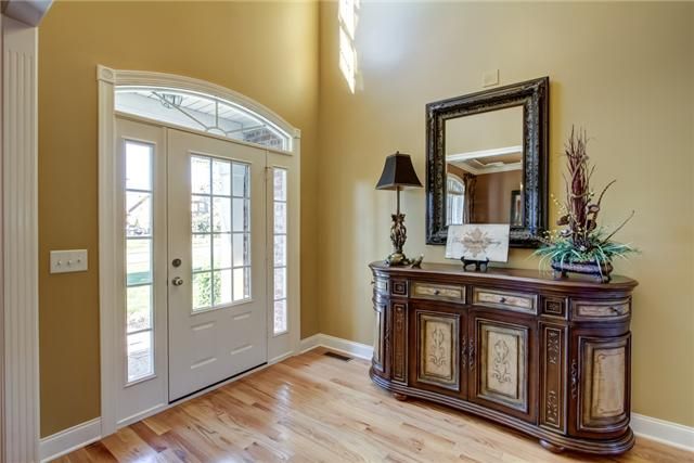 1045 St Hubbins Dr, Spring Hill, TN 37174