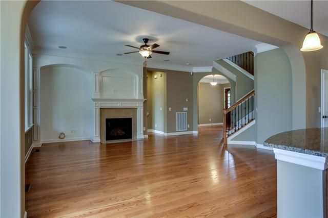 141 Windmill Pointe Cir, Hendersonville, TN 37075