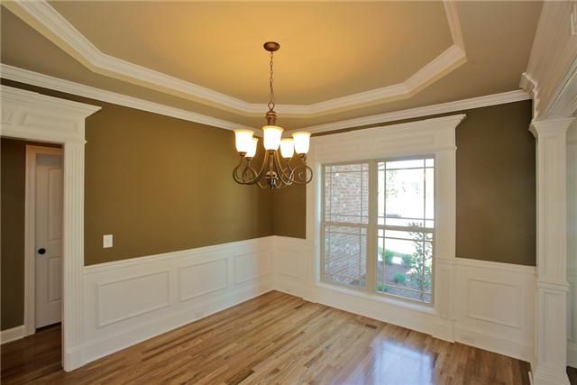 1307 Sweetspire Dr, Murfreesboro, TN 37128