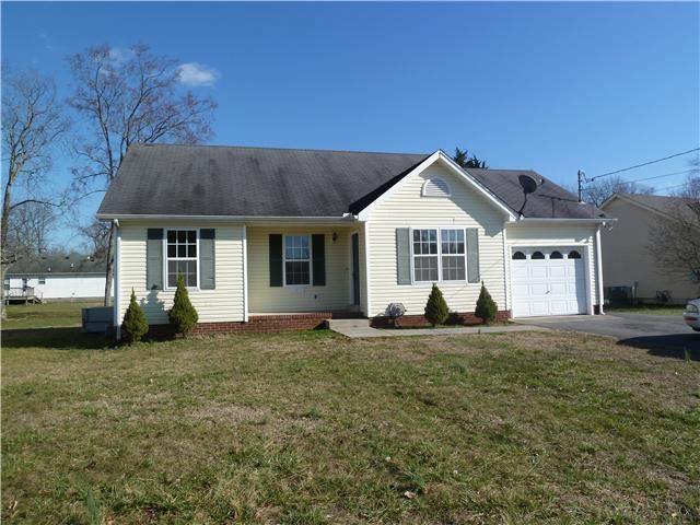 1911 Westerwald Dr, Murfreesboro, TN 37127
