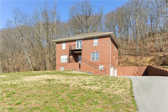1128 Deer Lake Rd, Franklin, TN 37069