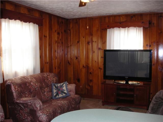 912 Goodbar Dr, Nashville, TN 37217