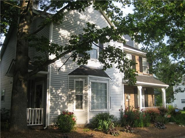 1266 Carriage Park Dr, Franklin, TN 37064