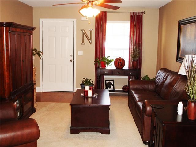 4216 Aurora Cir #14, Murfreesboro, TN 37127
