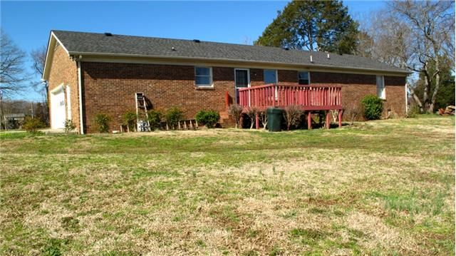 2867 Thompson Rd, Murfreesboro, TN 37128
