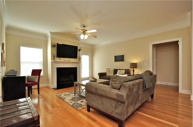 8340 Saint Danasus Dr, Nashville, TN 37211