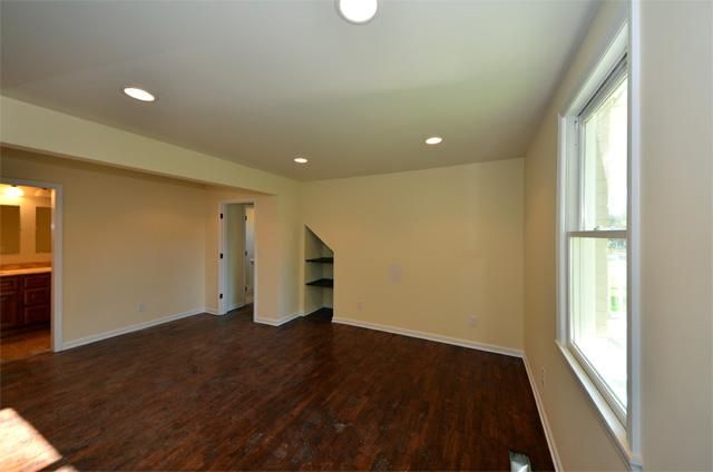 1209 Meridian St, Nashville, TN 37207