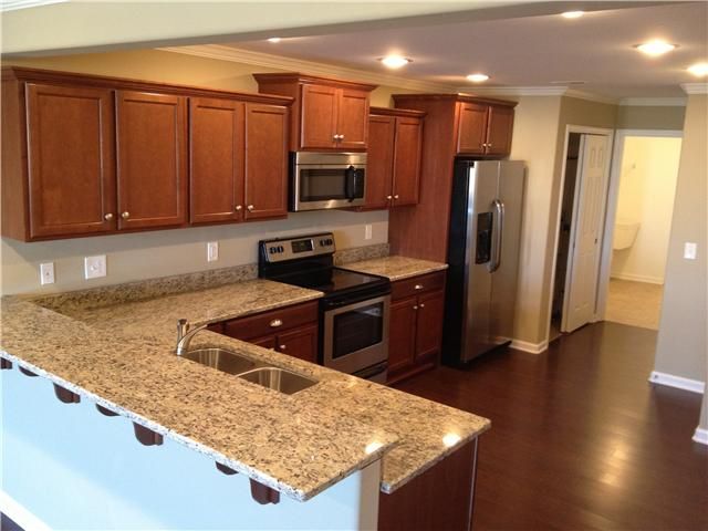 2207 Bridgeway St, Murfreesboro, TN 37128