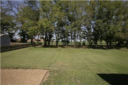1004 Persimmon Dr, Spring Hill, TN 37174
